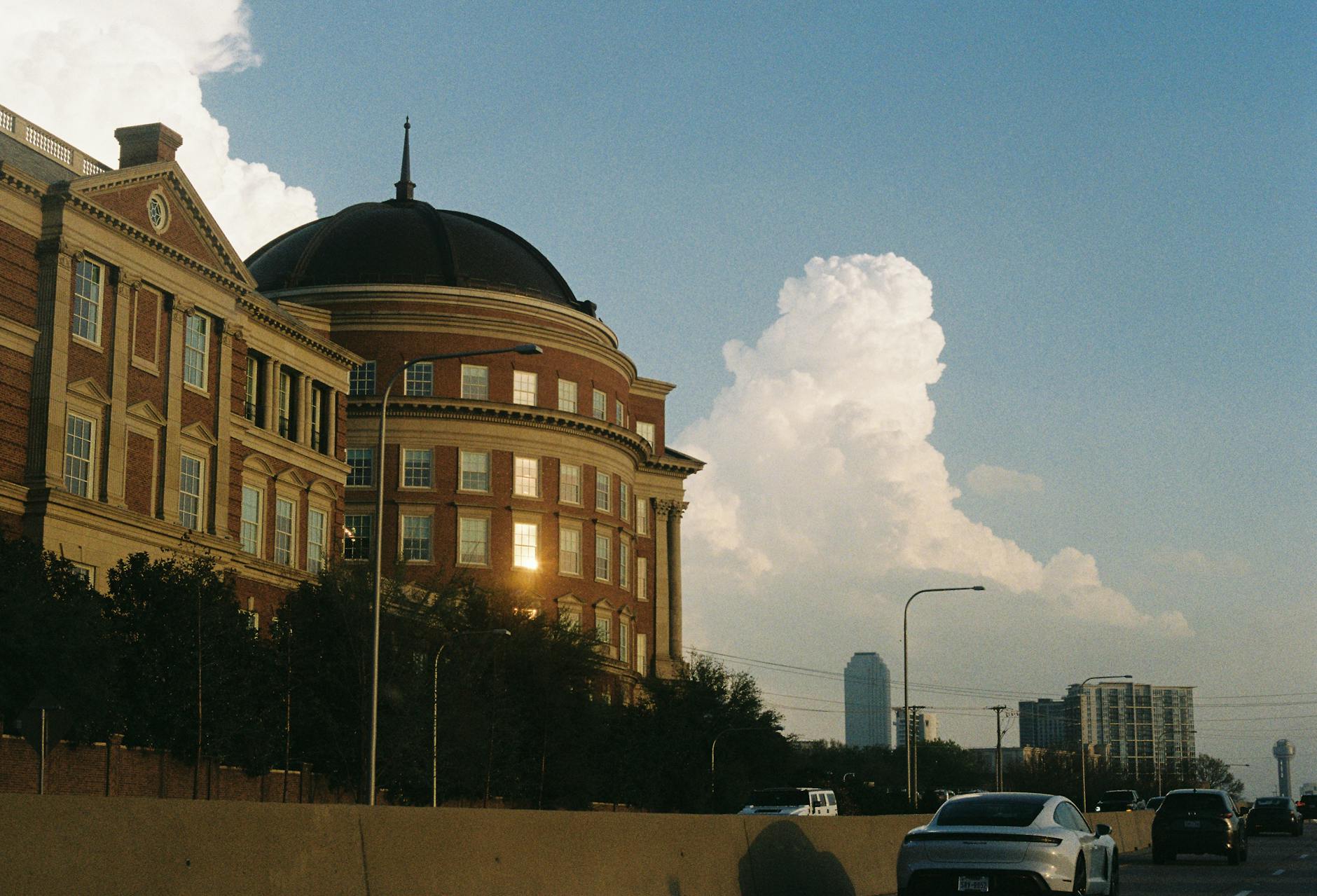 Dallas Approves Tax-Exempt Housing Deal Near Medical District